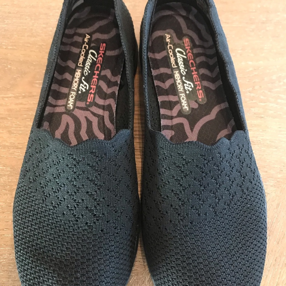 Skechers Black Slip-On Knit Sneakers - Picture 11 of 12